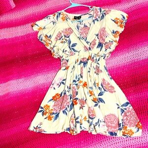 Brand:Angie boutique size:small.  Dress